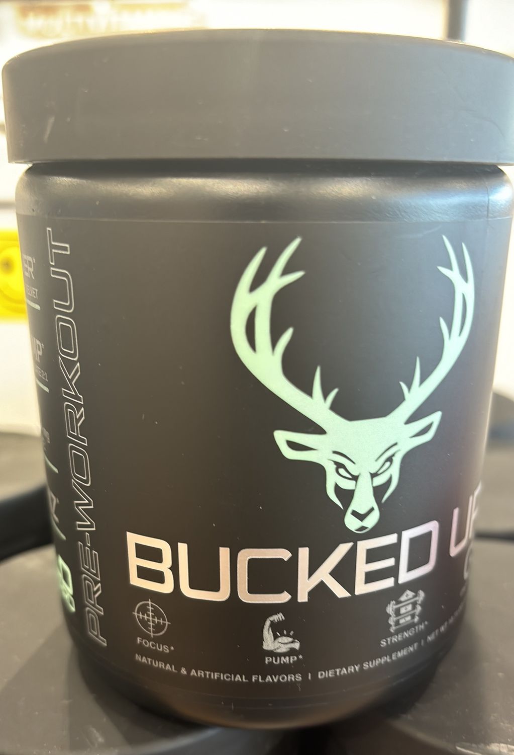 Bucked Up Pre-workout Wild orchard 