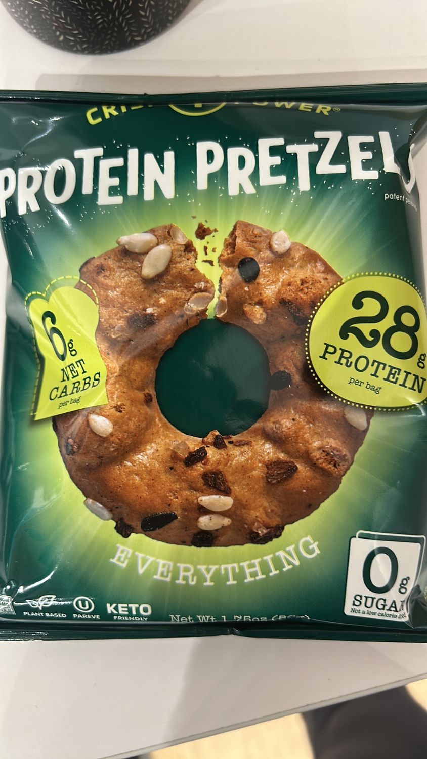 crisp power protein pretzels (everything)
