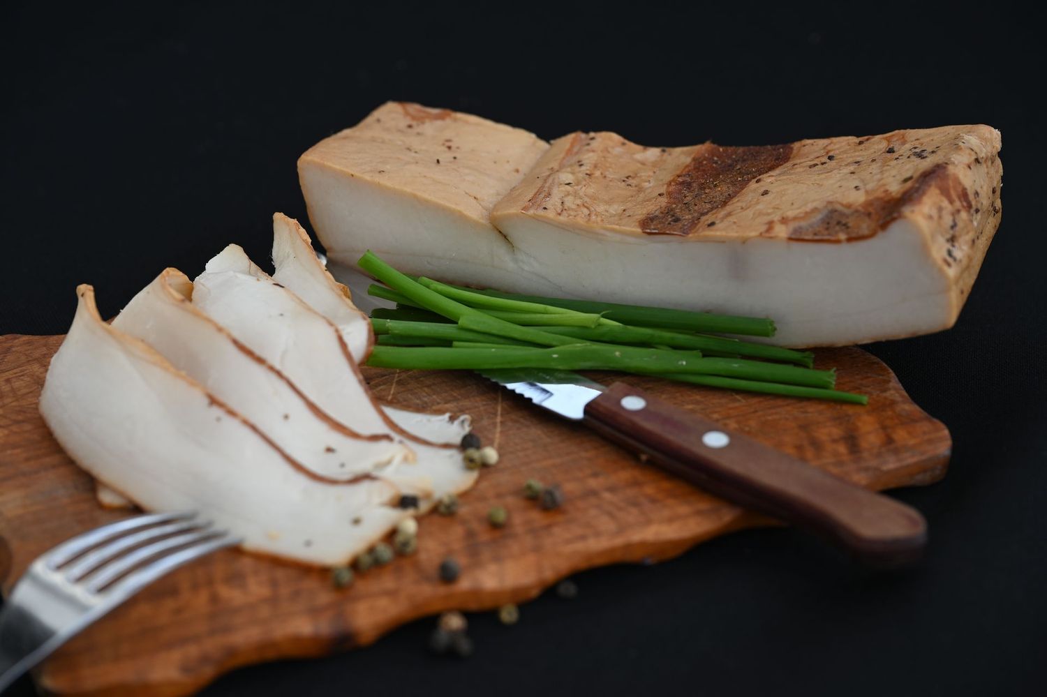 Fetter Speck in Scheiben