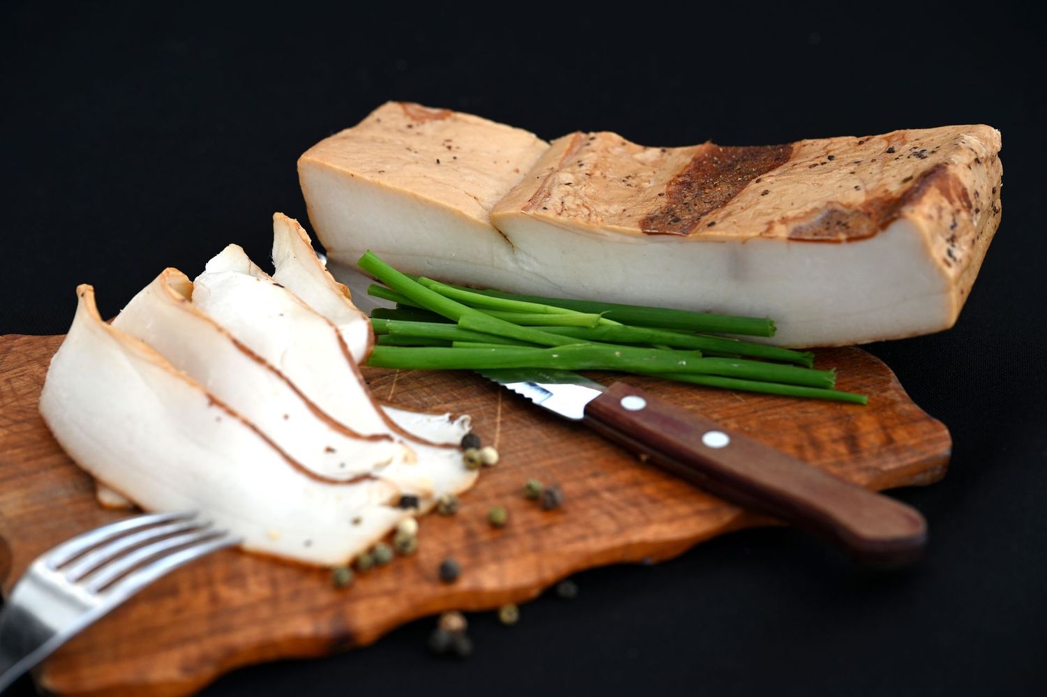 Fetter Speck in Scheiben