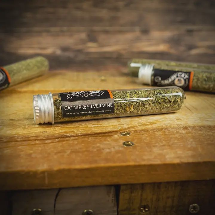 Shady Cat Social Club Catnip, Flavor: Catnip &amp; Silver Vine, Size: .2oz Glass Tube