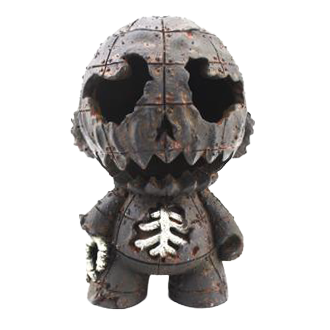 Tank Treasures Metal Fiend 8x8x13cm