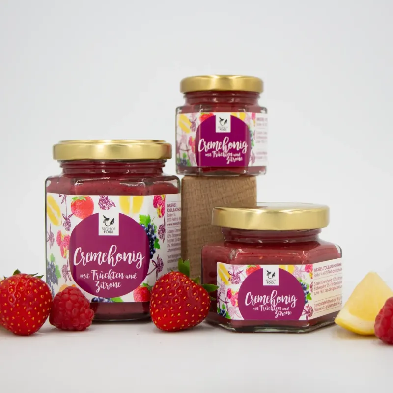 Cremehonig mit Früchten und Zitrone Cremehonig mit Früchten und Zitrone
