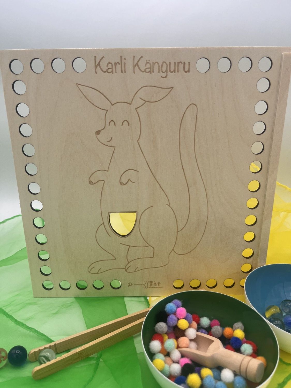 Aktivitätsplatte Karli Känguru