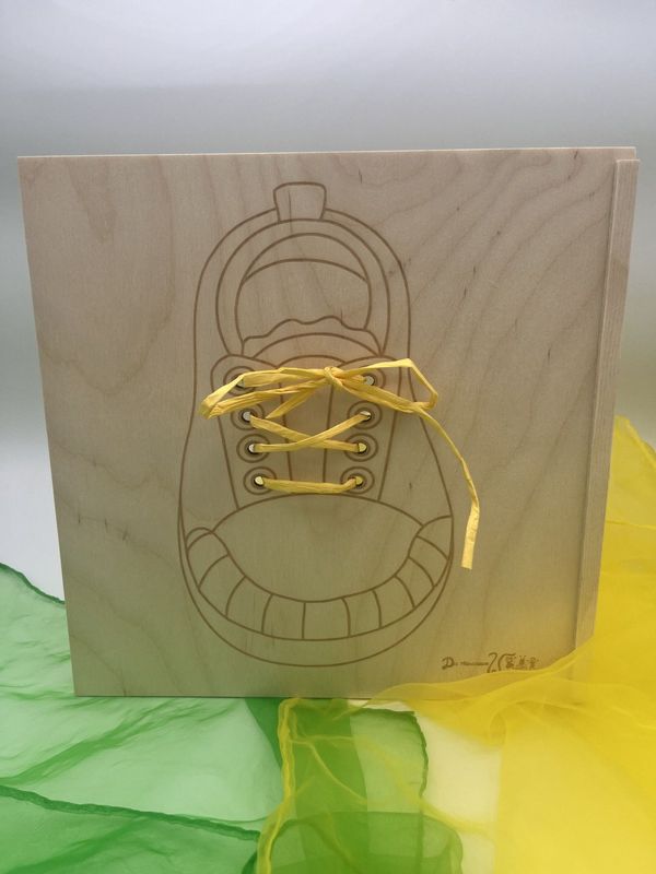 Aktivitätsplatte Schuh