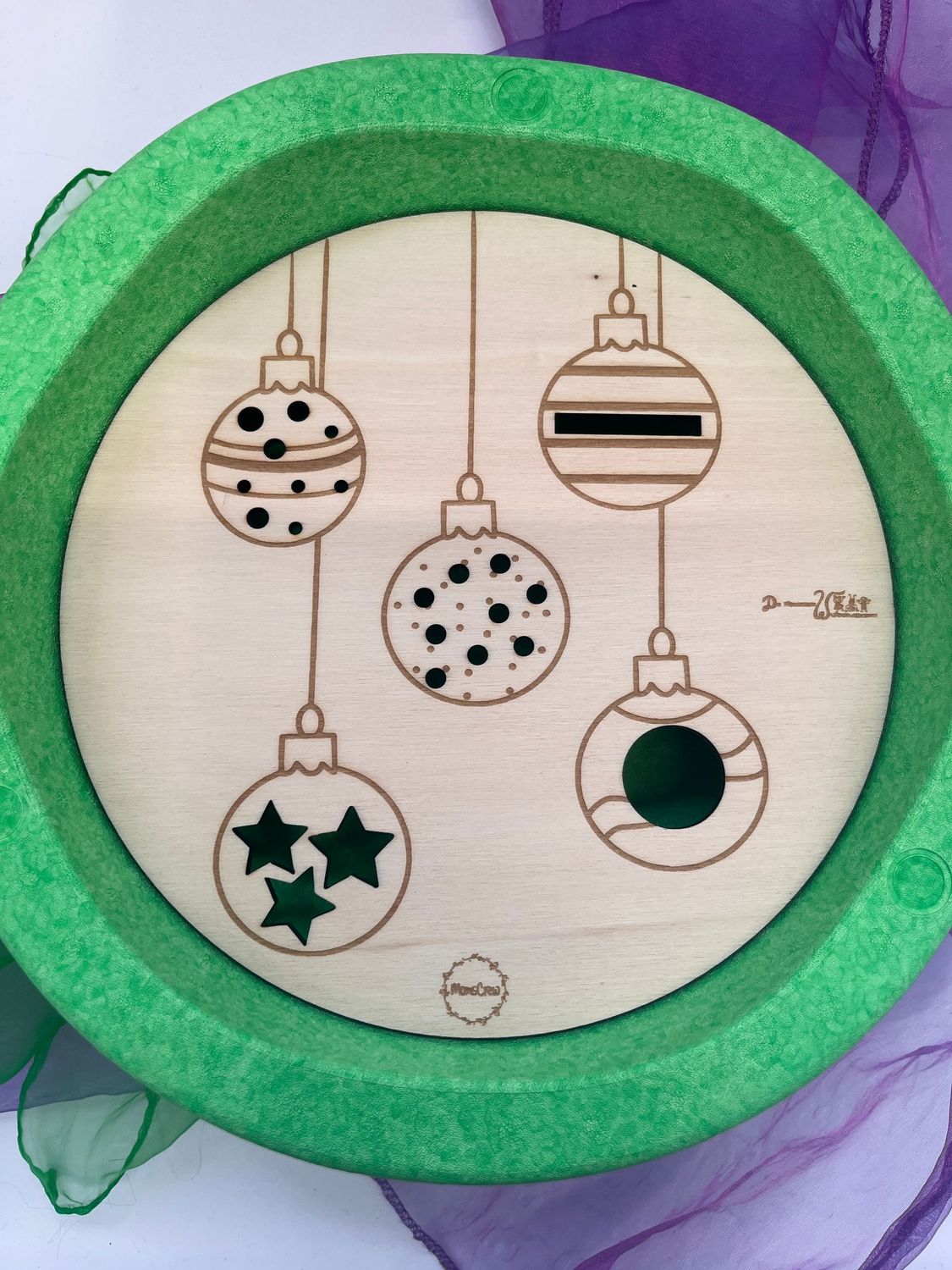 Aktivitätsplatte Weihnachtskugeln