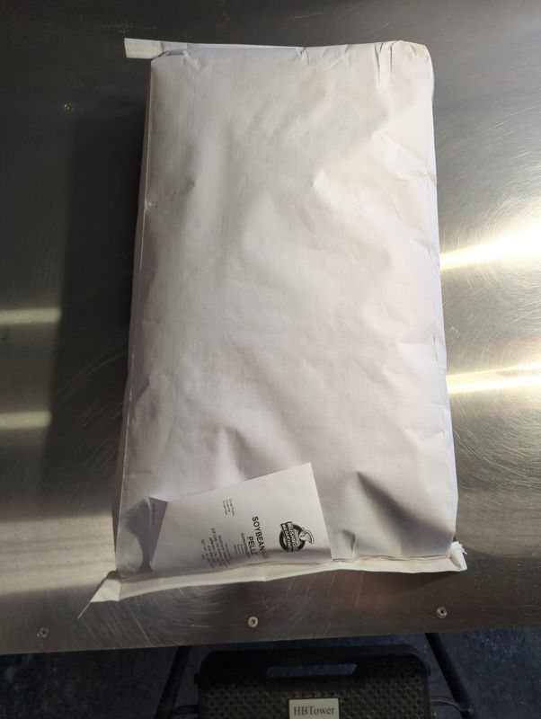 40 lb Soy Hull Pellets, Conventional