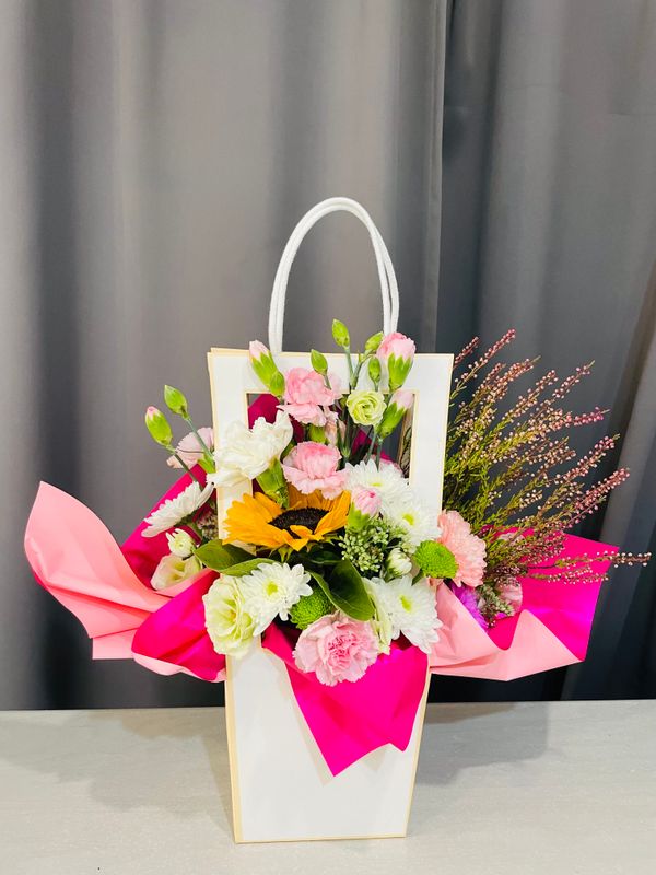 Różowy Flowerbox w torebce rozm. &quot;L&quot;