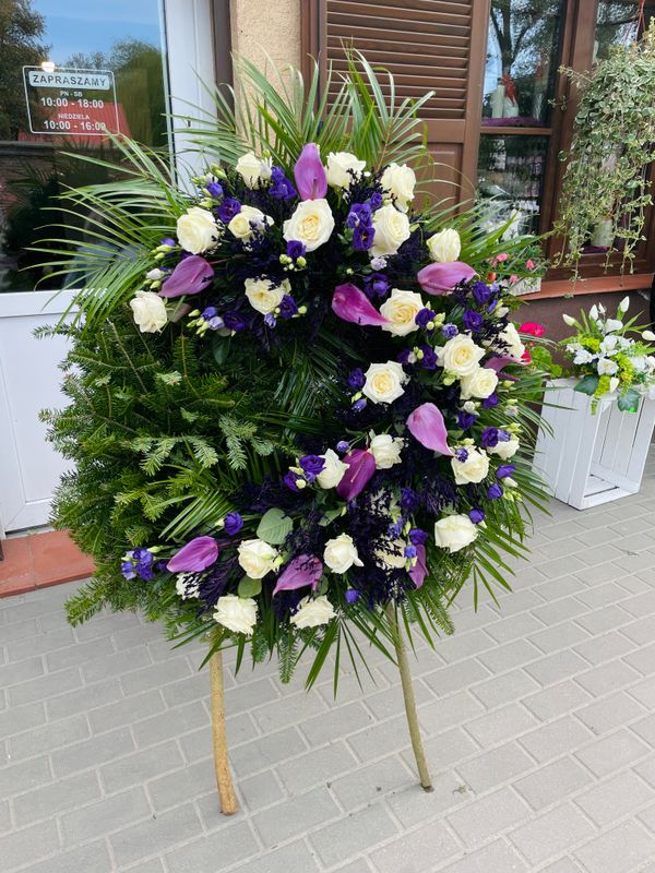 Wieniec pogrzebowy na podkładzie 3
