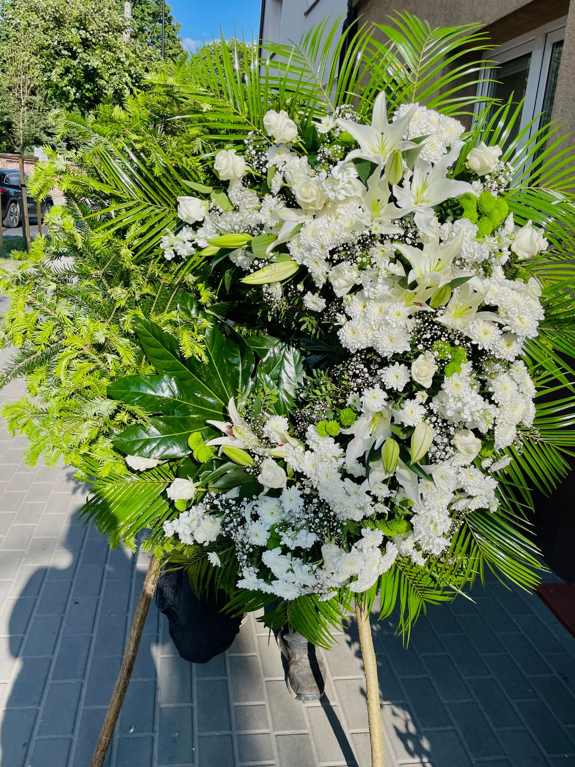 Wieniec pogrzebowy na podkładzie 11