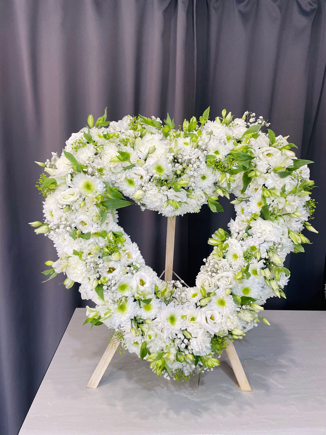 Wieniec pogrzebowy "MINI" na florecie 20