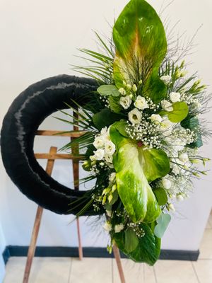 Wieniec pogrzebowy na podkładzie 27