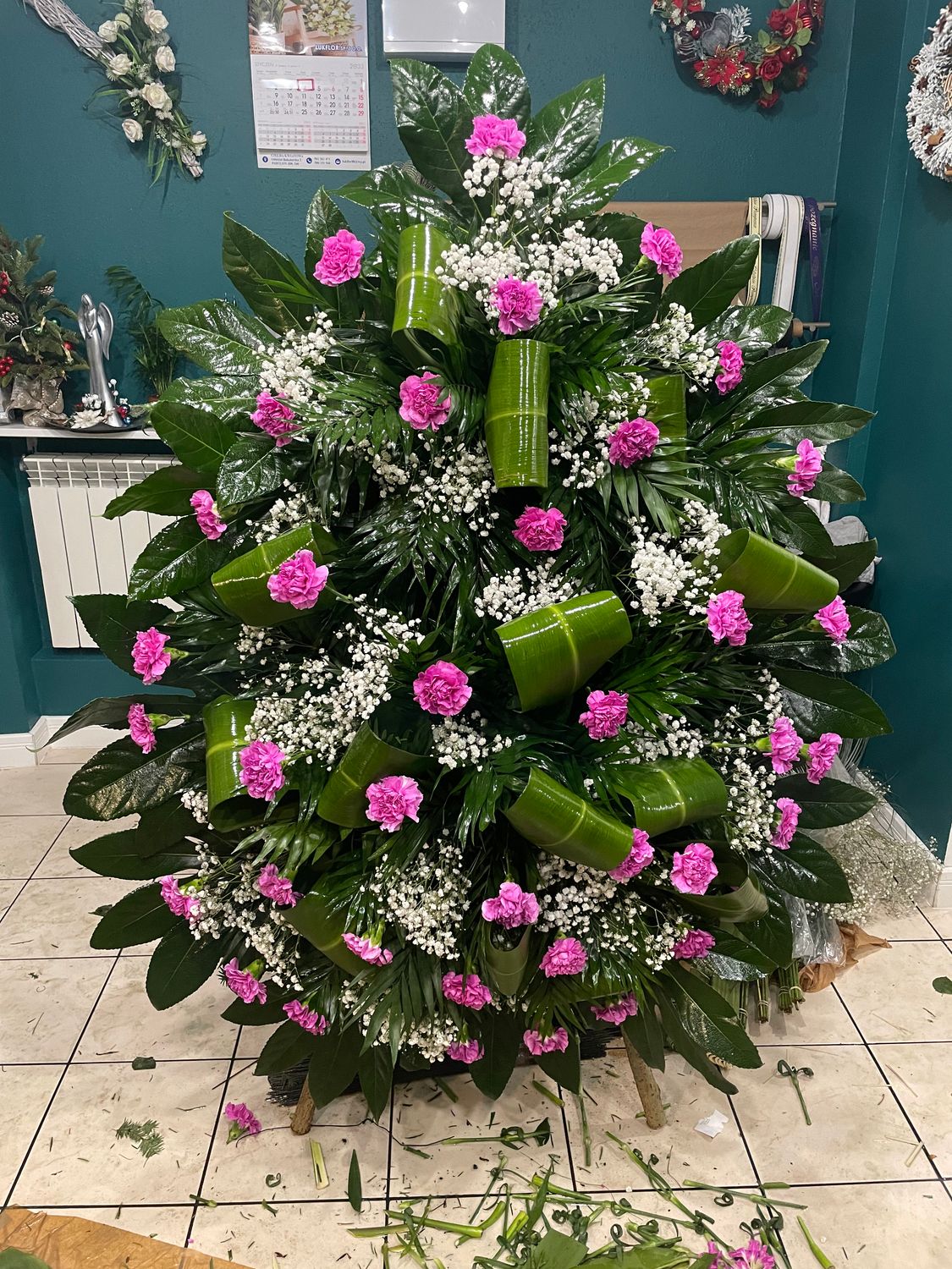 Wieniec pogrzebowy na podkładzie 33