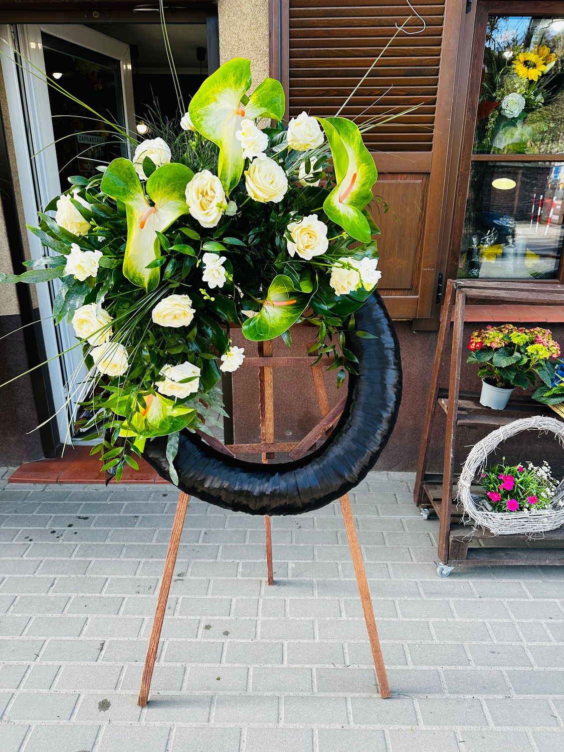 Wieniec pogrzebowy na podkładzie 34