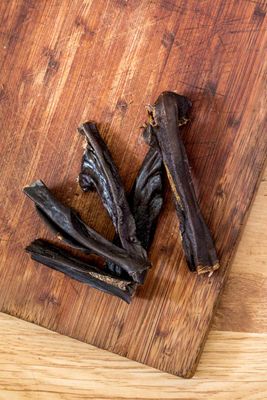 Vondis Beef Liver Biltong – 100g from Pet Luxury