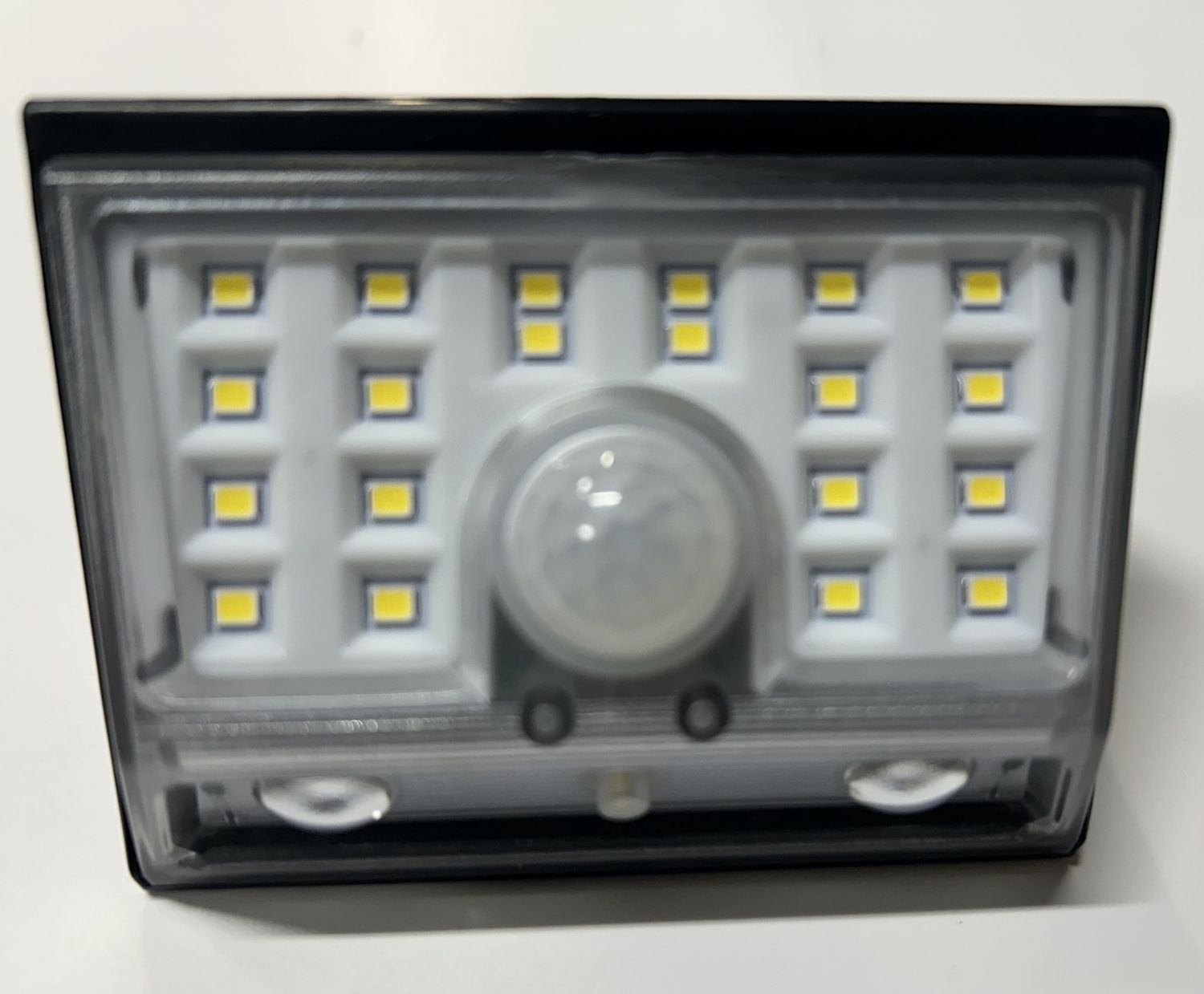 6 Pks-Solar Motion Sensor Wall Light