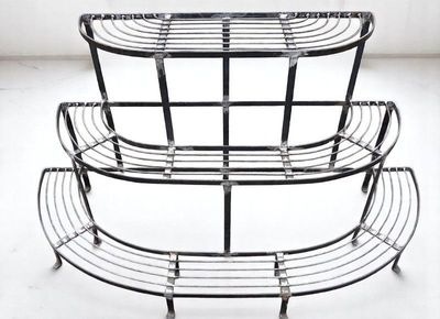 Étagères de fleuriste, de magasins, en fer plein