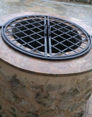 Grilles de puits  en fer plein, selon vos dimensions et options