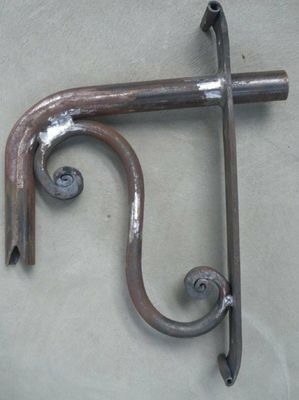 Bec de fontaine provencale ,avec dessin fourni Bec de fontaine provencale ,avec dessin fourni