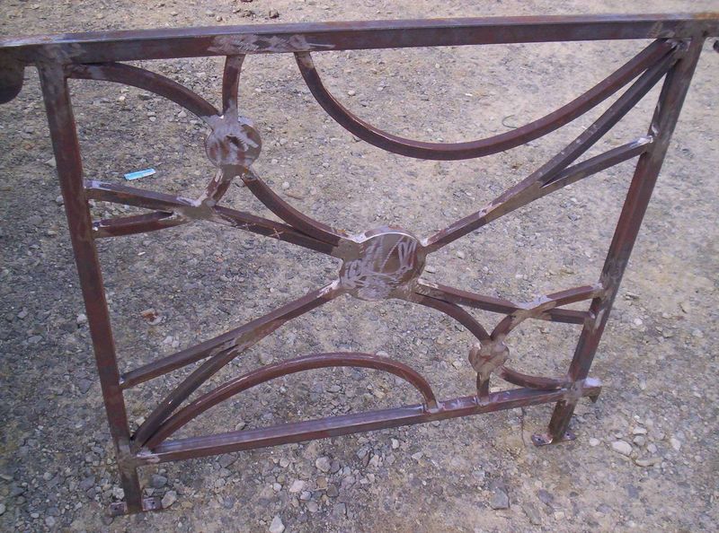 Balcon ,design réalisée pour un architecte en fer plein Balcon ,design réalisée pour un architecte en fer plein