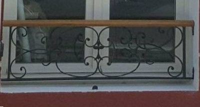 appui de fenêtre décor hermine
