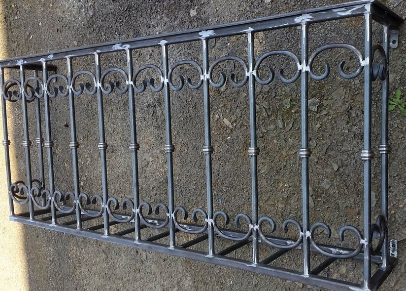 balcon Barcelone sur mesure en fer plein balcon Barcelone sur mesure en fer plein