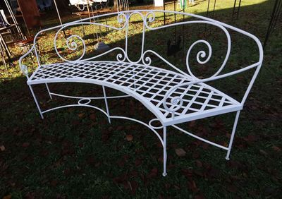 banc de jardin de grande longueur, reproduction d'un modèle ,fin XIX em siècle