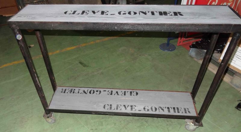 console en tube et cornière sur mesure ,livrée sans le bois