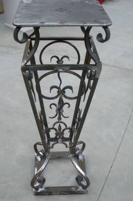 console en fer forgé pour un décor intérieur