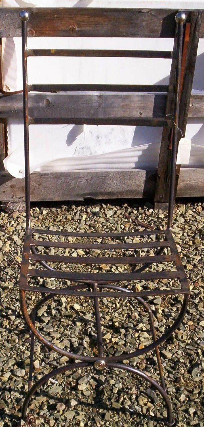 chaise simple pour poser un coussin et dossier chaise simple pour poser un coussin et dossier