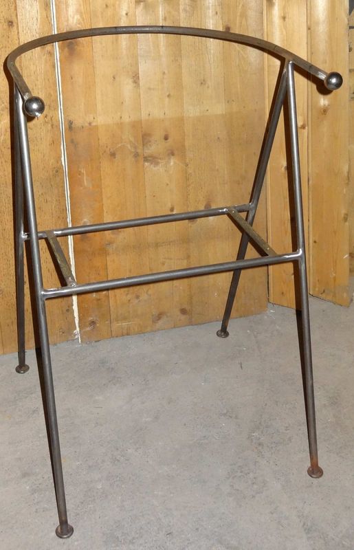 fauteuil minimaliste sur mesure, sans l'assise fauteuil minimaliste sur mesure, sans l'assise