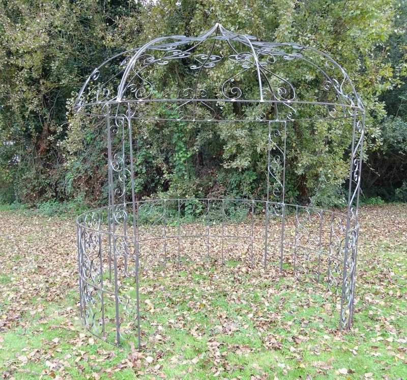 gloriette PAVILLON en fer plein de 12 mm gloriette PAVILLON en fer plein de 12 mm