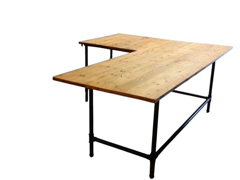 industriel plomberie, table d'atelier ,piètement plomberie, sur mesure