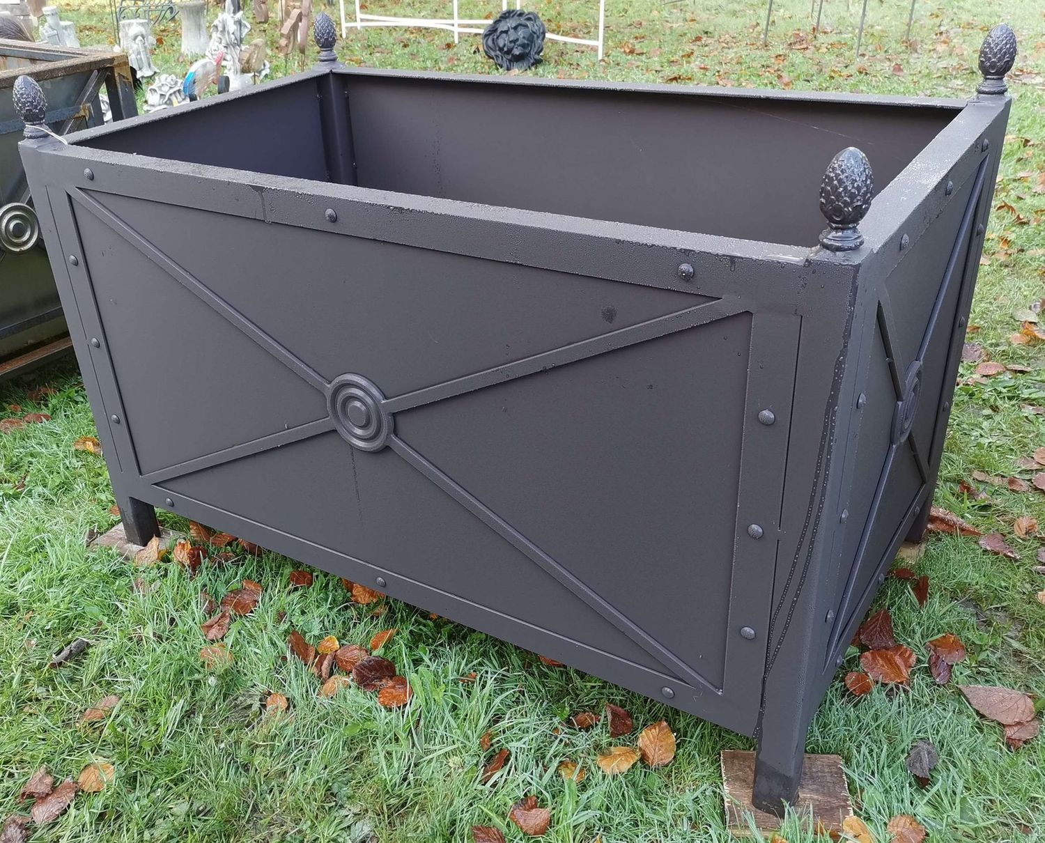 jardinières en fer ,décor bac oranger en 110x62x62 cm jardinières en fer ,décor bac oranger en 110x62x62 cm