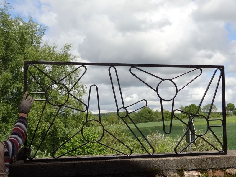 grille art déco ,200 cm x 100 cm ,fer plein grille art déco ,200 cm x 100 cm ,fer plein