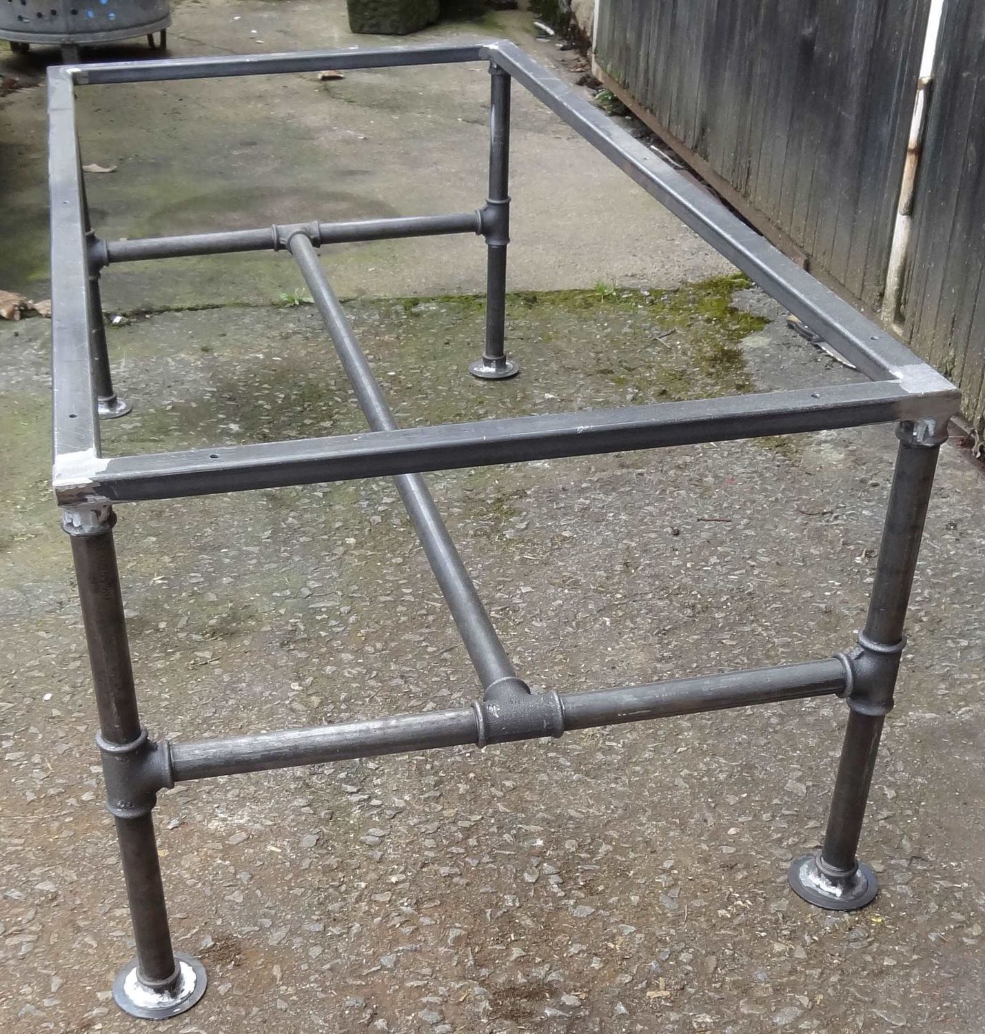 industriel, pied de table style plomberie, fabriquée sur vos mesures industriel, pied de table style plomberie, fabriquée sur vos mesures