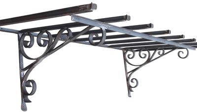 marquise modèle Bodilis avec débords de chaque coté des potences marquise modèle Bodilis avec débords de chaque coté des potences