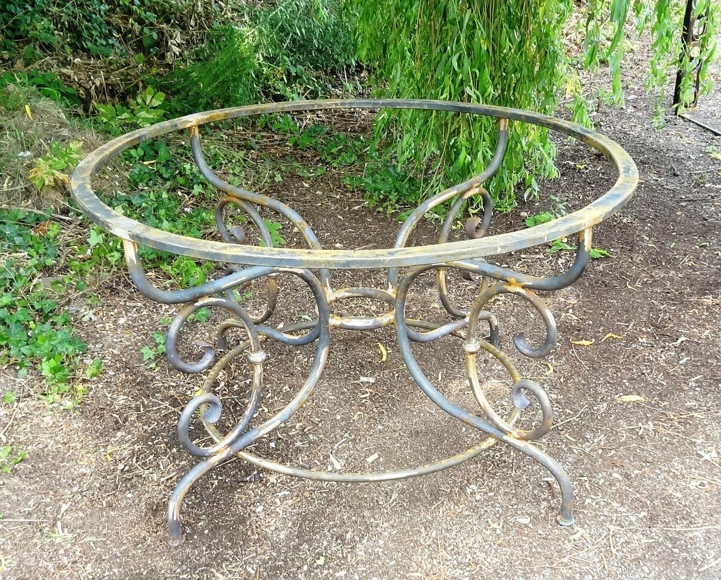 pied de table en fer plein de 25 mm,superbe pied de table en fer plein de 25 mm,superbe