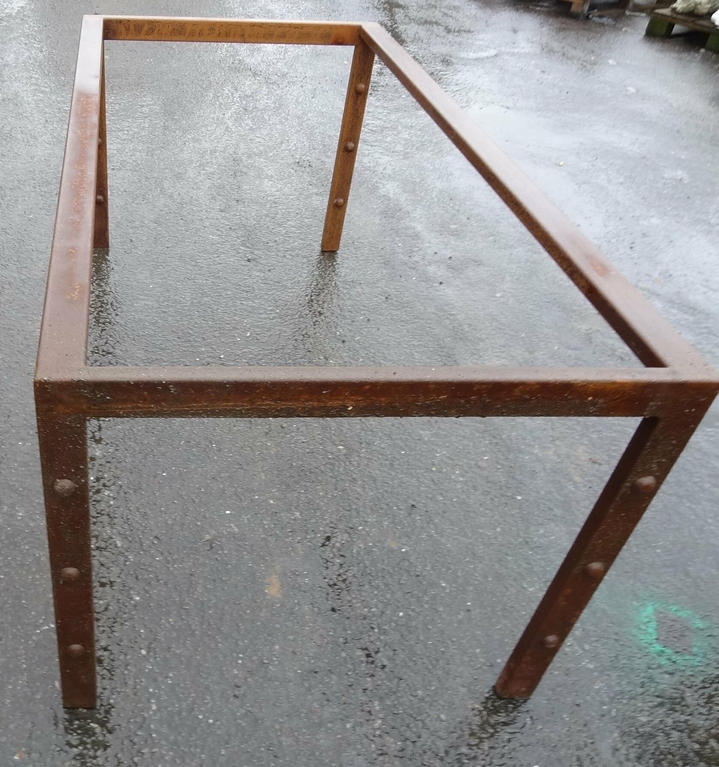 pied de table décor rivets à l'ancienne pied de table décor rivets à l'ancienne