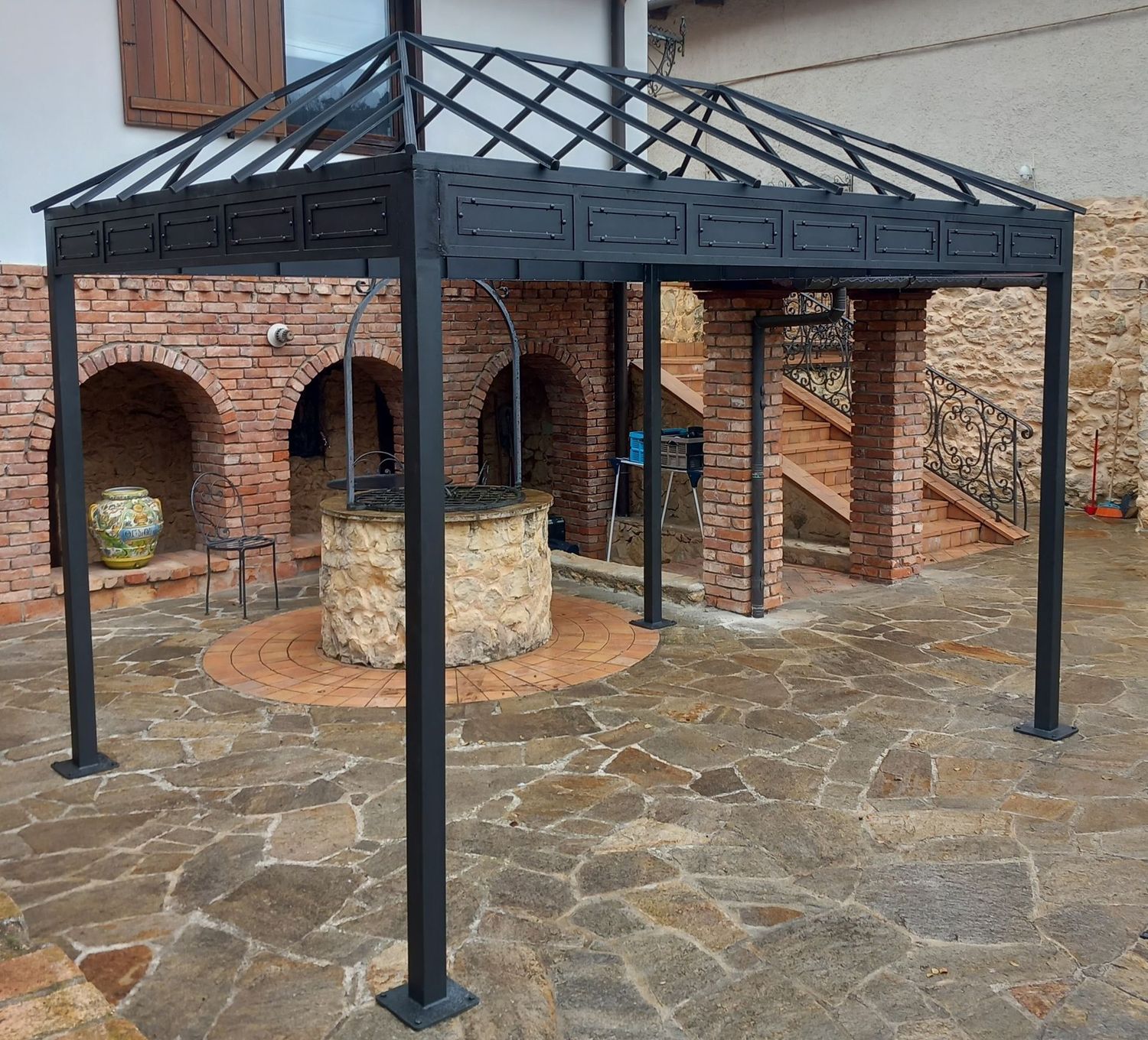pergola sur mesure pour un client ,a partir de son dessin pergola sur mesure pour un client ,a partir de son dessin