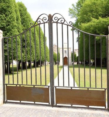 portail chapeau de gendarme en tube et tôle, portail chapeau de gendarme en tube et tôle,