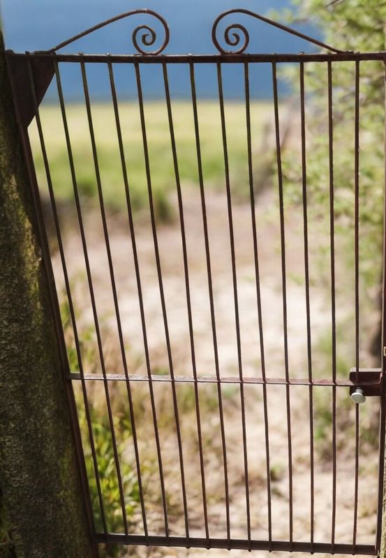 portillon reproduit a partir d une photo portillon reproduit a partir d une photo