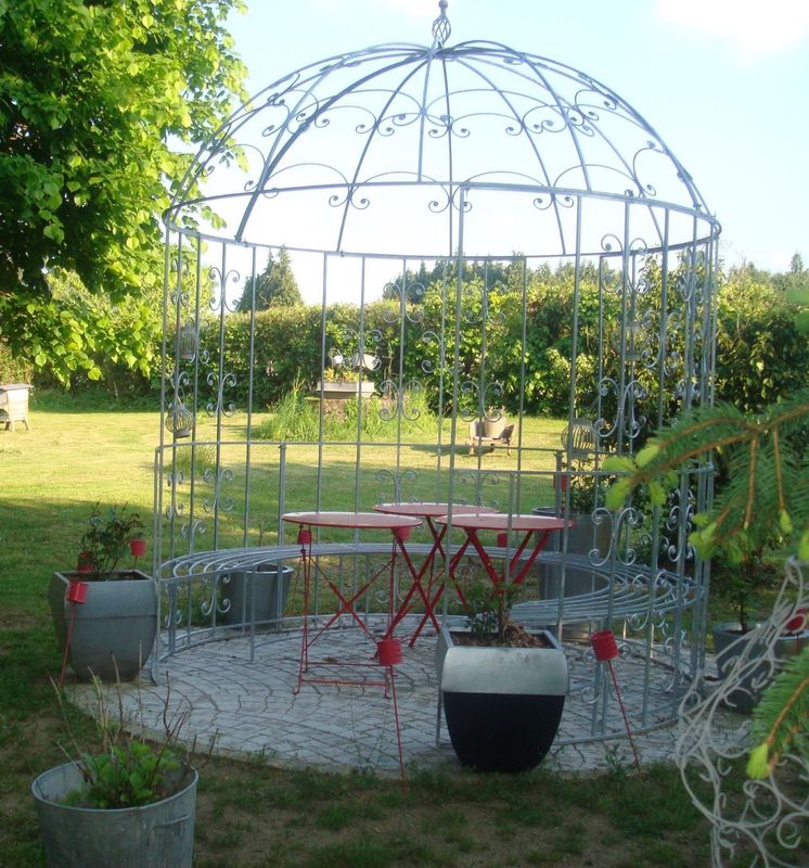 tonnelle Belvédère en 250 cm de diamètre par 350 cm tonnelle Belvédère en 250 cm de diamètre par 350 cm