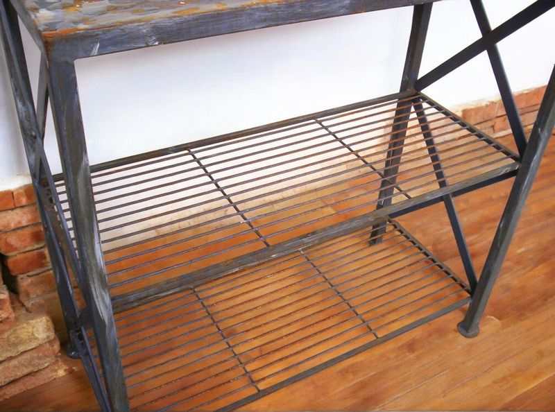 étagère industrielle ,,très solide ,joli design ,sur mesure