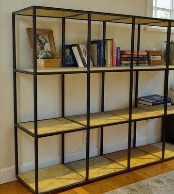 bibliothèque, rayonnage  pour magasin ou intérieur sur mesure