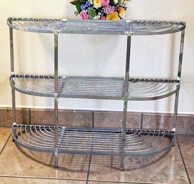 Étagère de fleuriste en 116 cm par 90 cm de haut Étagère de fleuriste en 116 cm par 90 cm de haut