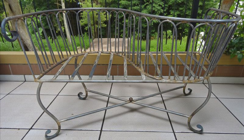 Fauteuil CONVERSATION en fer plein ,superbe