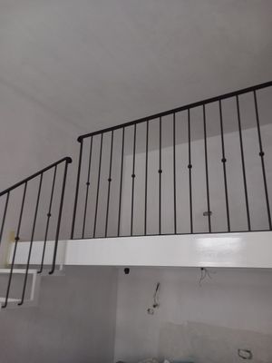 balcon et rambarde en fer forgé sur mesure