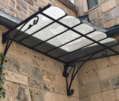 marquise droite ,potences fer rond de 16 mm,150 cm de long