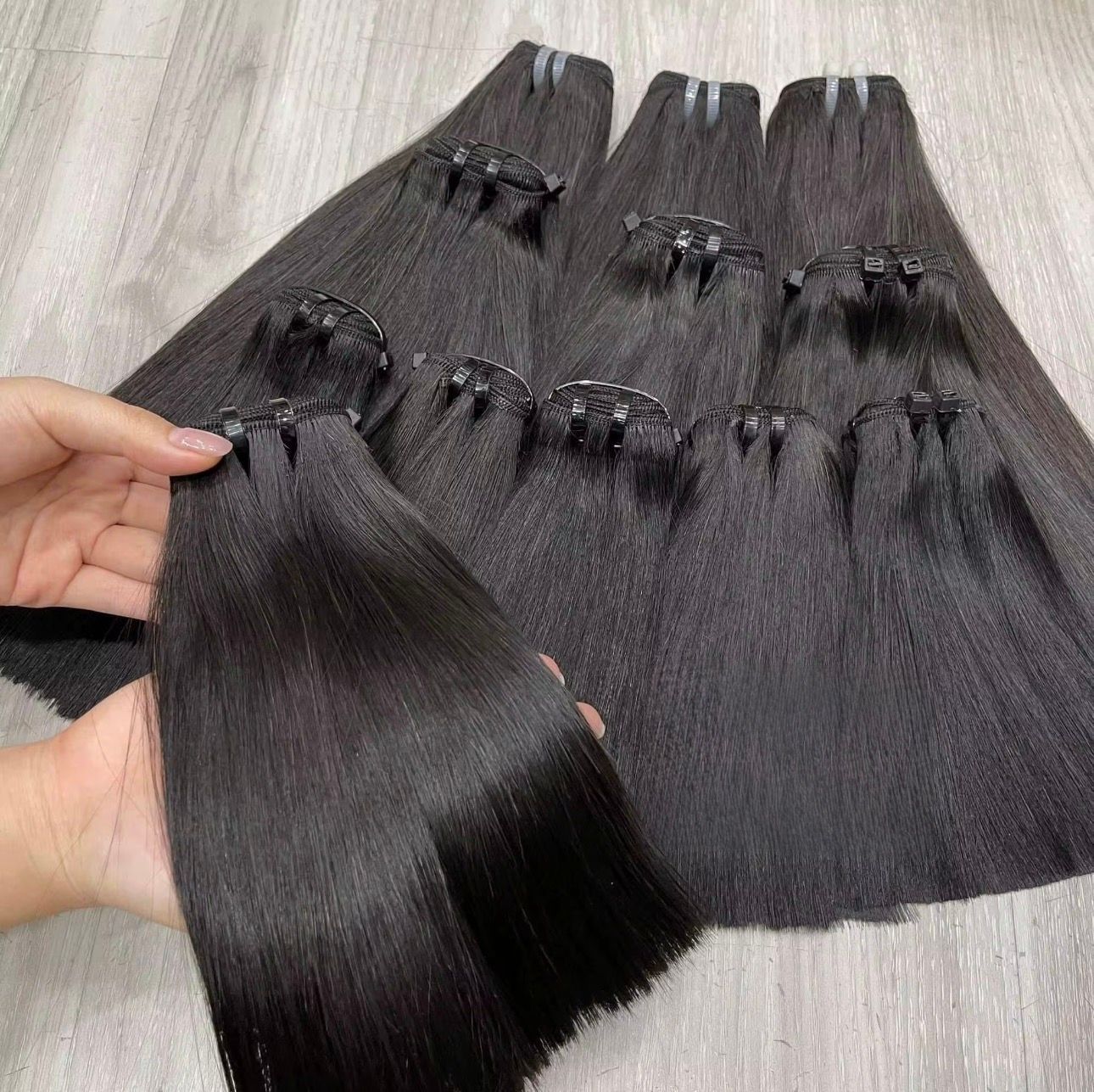 BOB SDD Bundles Bone Straight/Wavy 100g per bundle